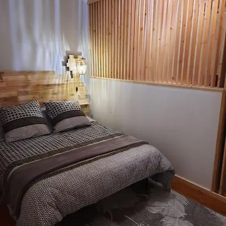 Le Nid Douillet - Duplex Bois & Charme Casa de Férias